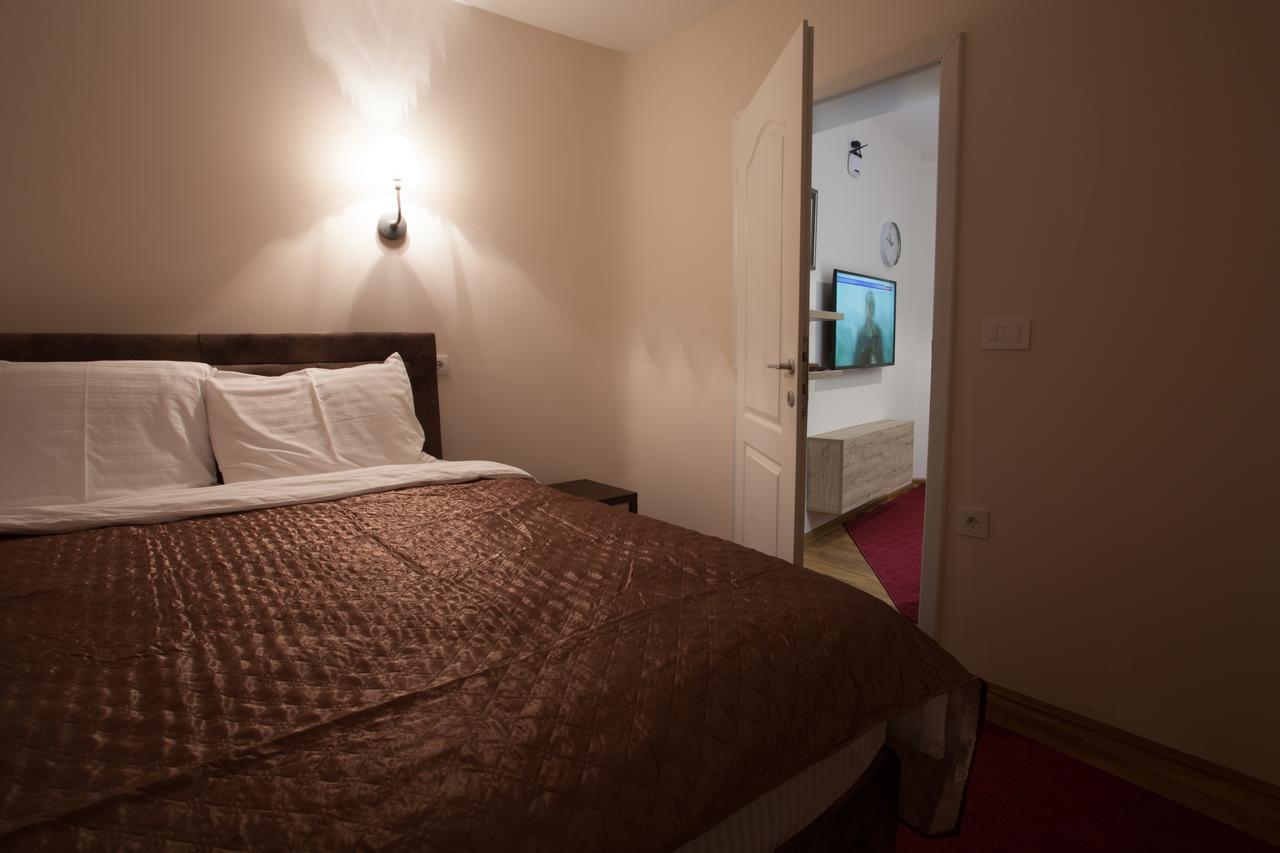 Hotel Prenociste Brocat Novi Pazar Exterior foto