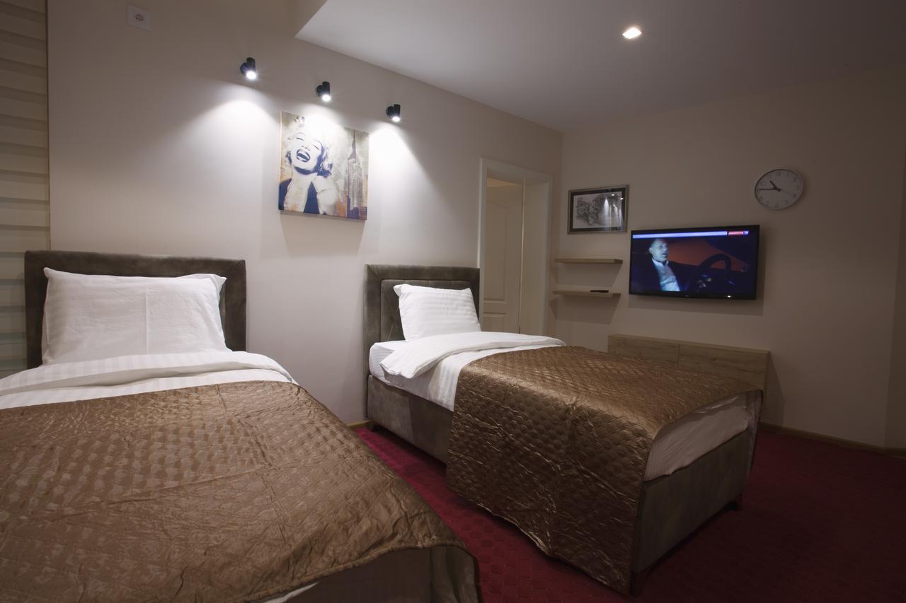 Hotel Prenociste Brocat Novi Pazar Exterior foto